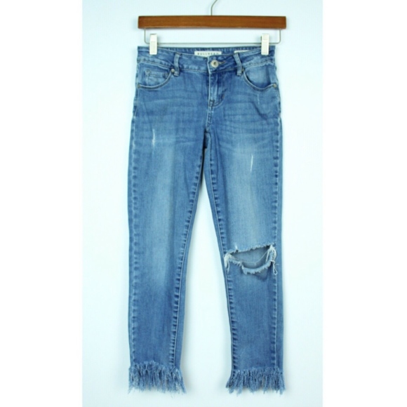 PacSun Denim - PacSun Bulhead Frayed Hem Cropped Jeans